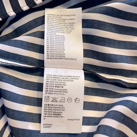 H&M BLUE AND WHITE STRIPED TOP SIZE 8 - Picture 12 of 13